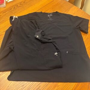 Mim scrub set
